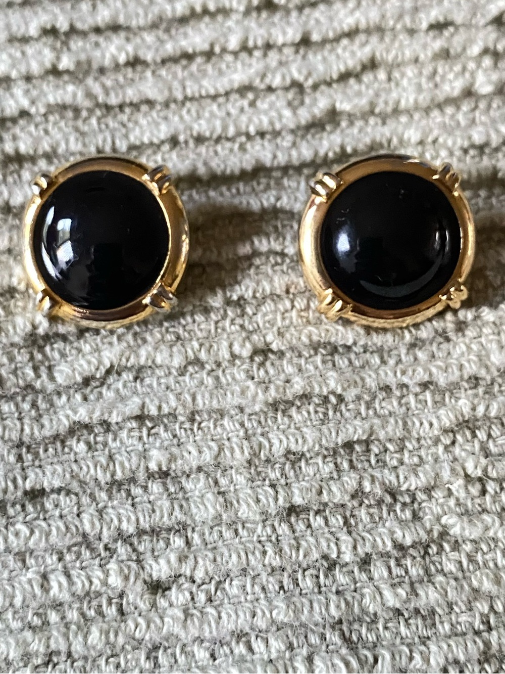 Vintage Auth. ST. JOHN Gold-Tone
Black Round Cabochon Replace
Buttons